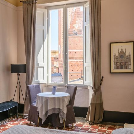 La Terrazza Sul Campo-Rooms Only Siena Dış mekan fotoğraf