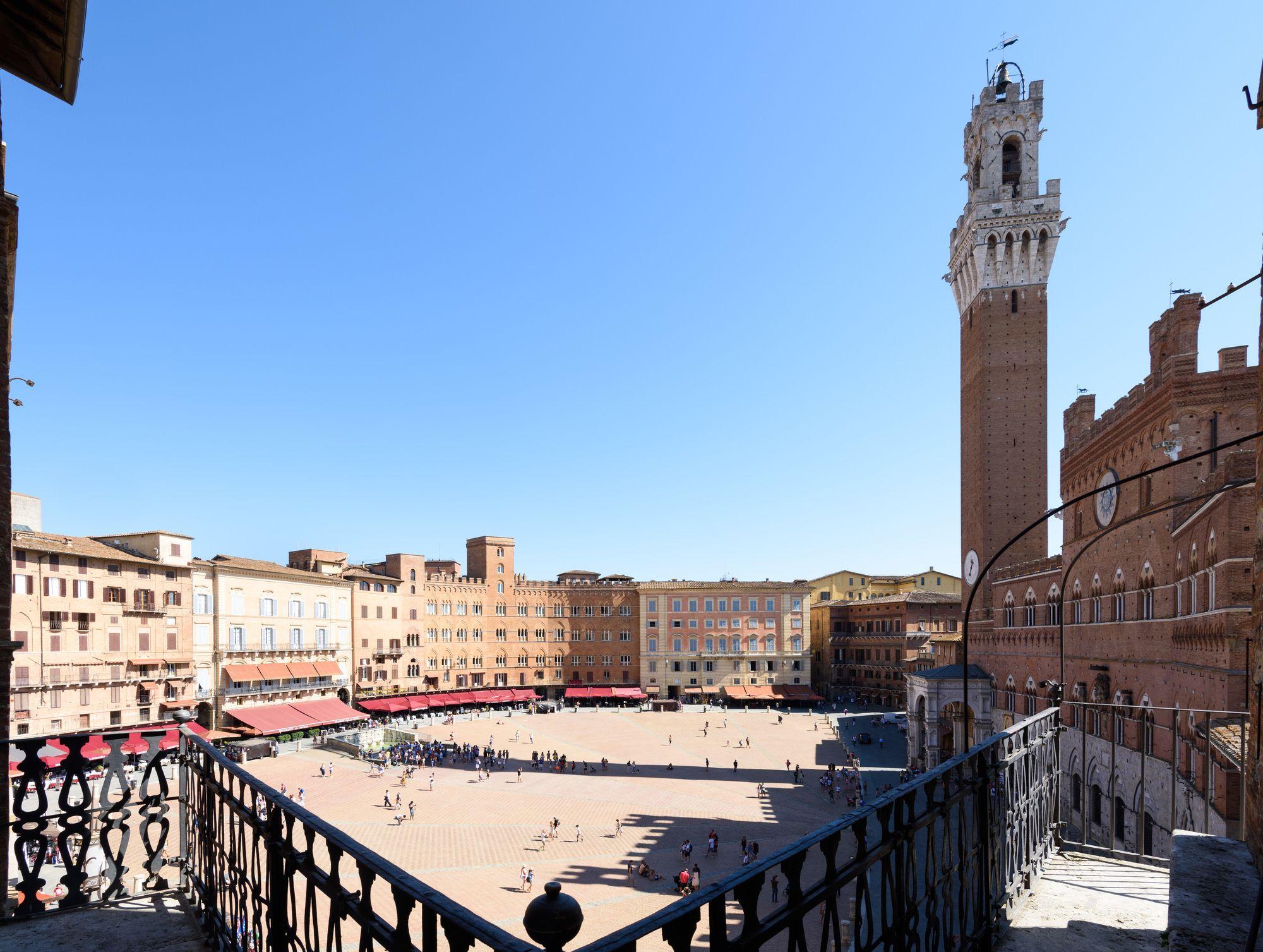 La Terrazza Sul Campo-Rooms Only Siena Dış mekan fotoğraf