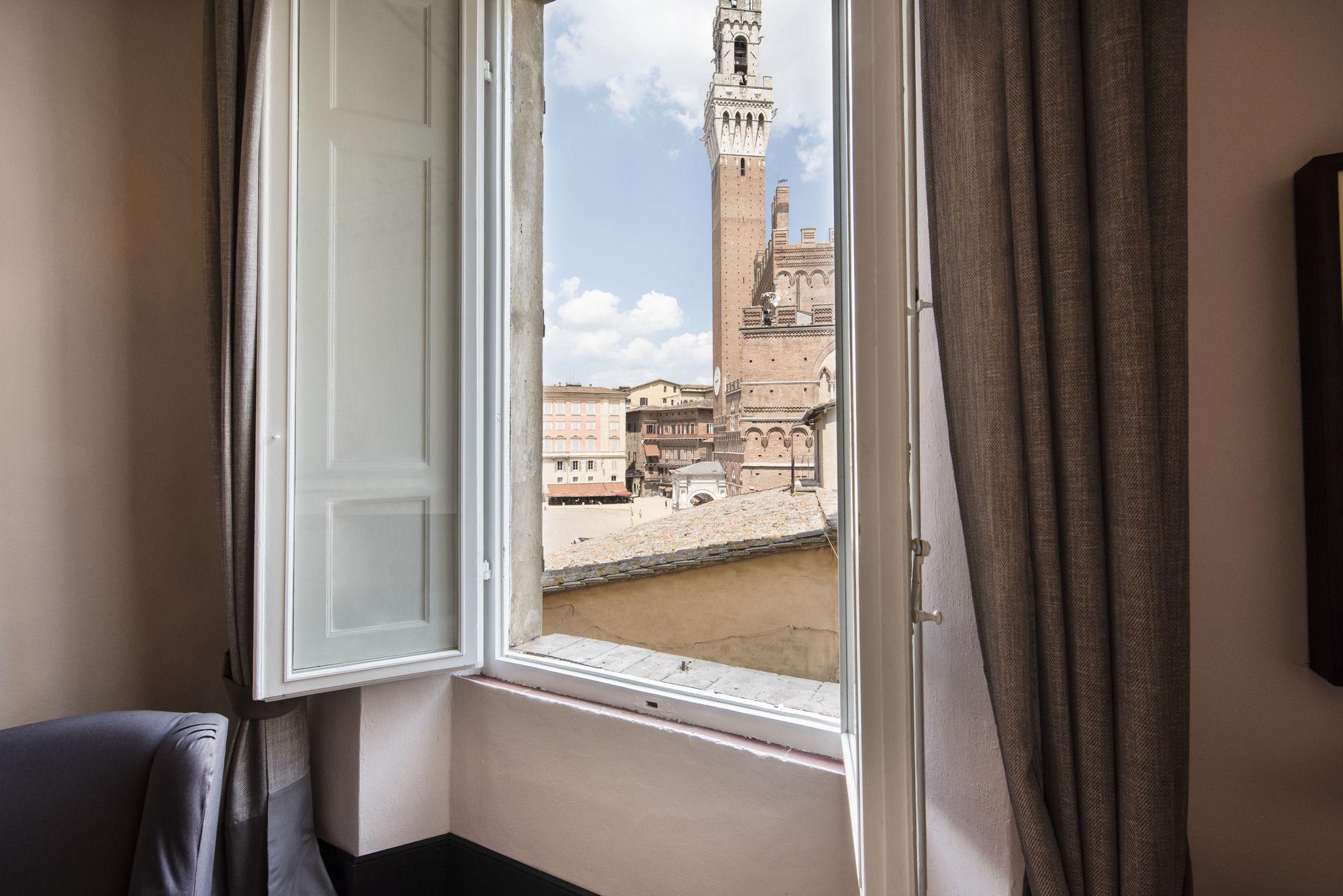 La Terrazza Sul Campo-Rooms Only Siena Dış mekan fotoğraf