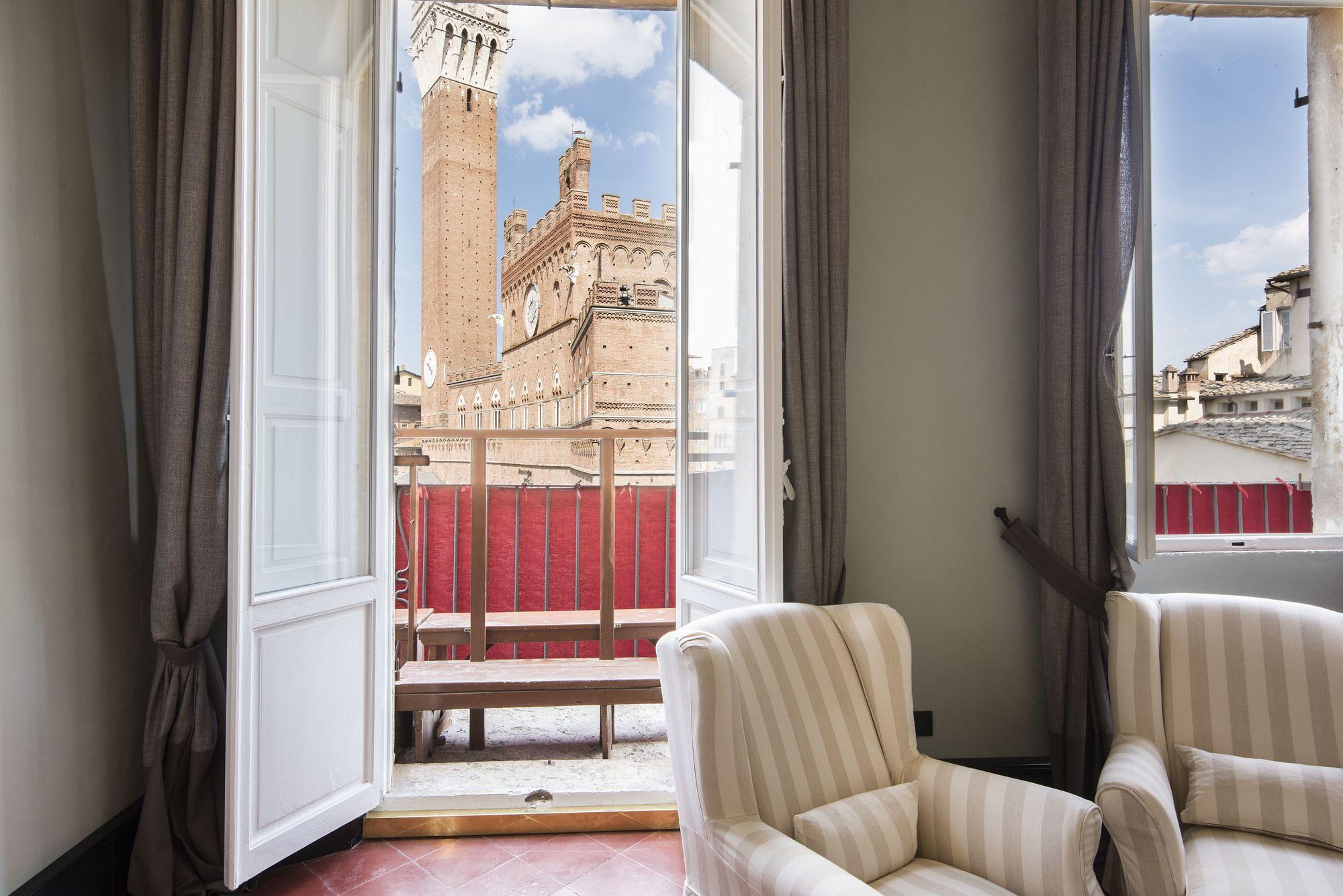 La Terrazza Sul Campo-Rooms Only Siena Dış mekan fotoğraf